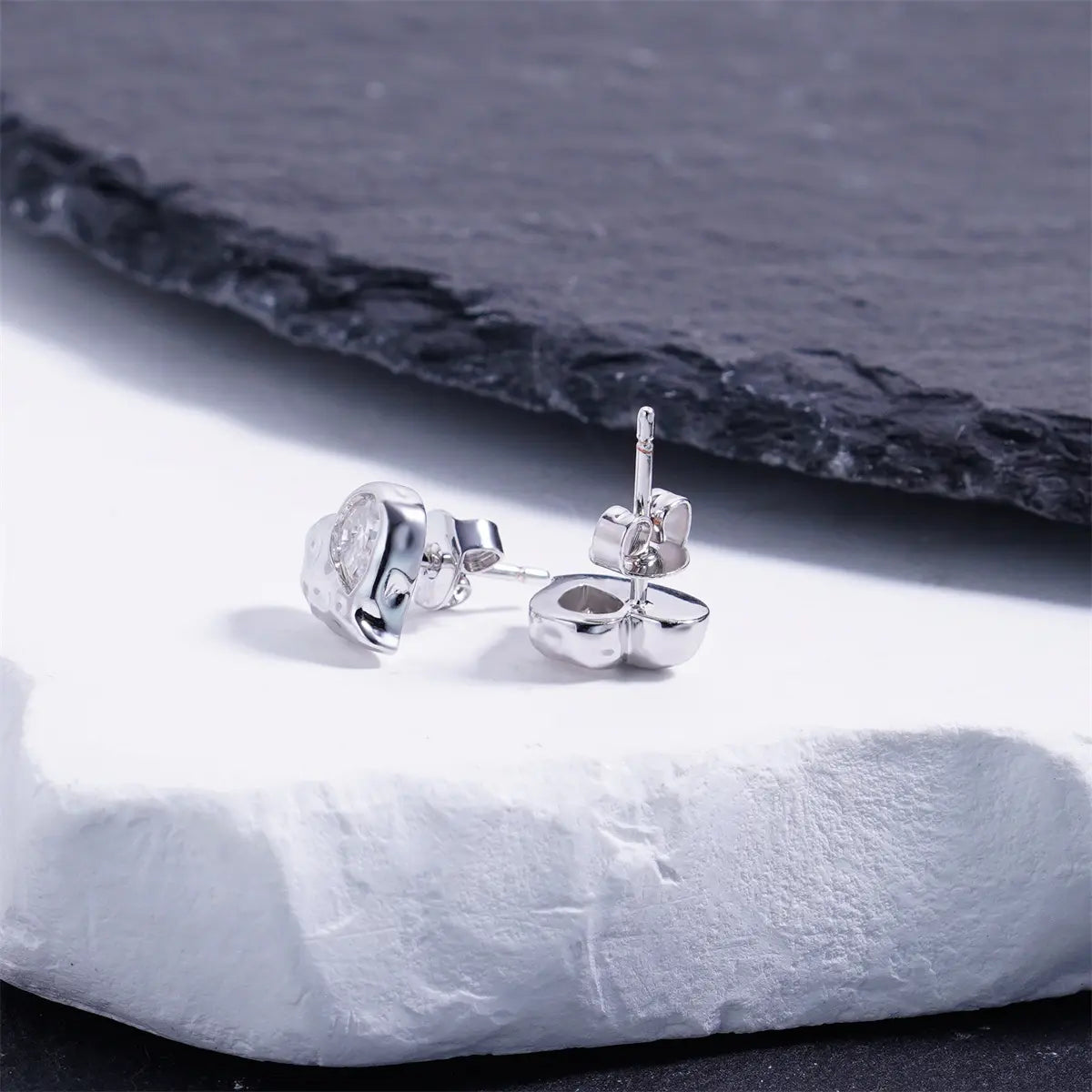 Delzzad Molten Love Stud Earrings Heart Earrings VVS Synthetic Moissanite Earrings Jewelry Copper Studs Perfect Birthday Engagement Wedding Anniversary Christmas Valentine'S Day Mother’S Day Gifts